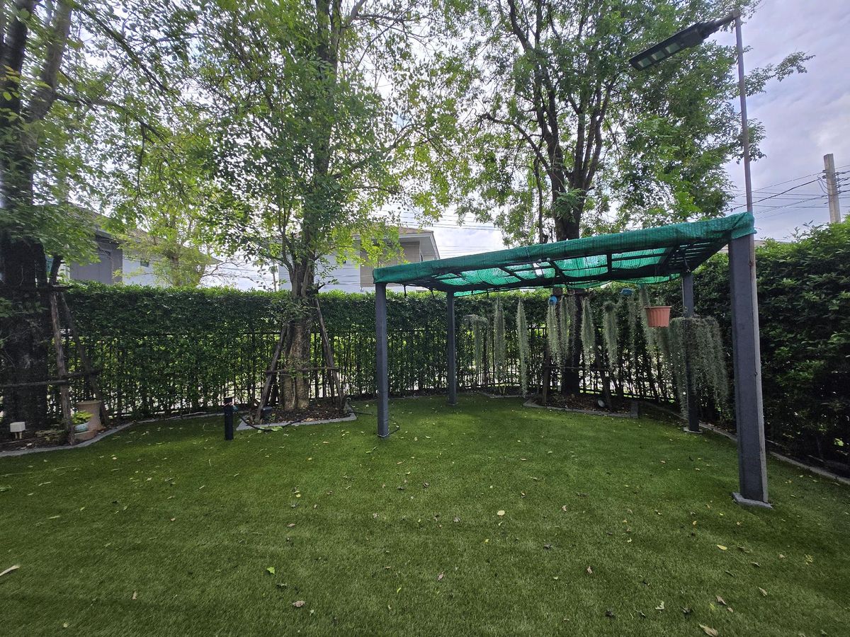 For SaleHousePattanakan, Srinakarin : Setthasiri, the most personal evolution, the only house in the alley is not attached to anyone 16.5 million 🚩