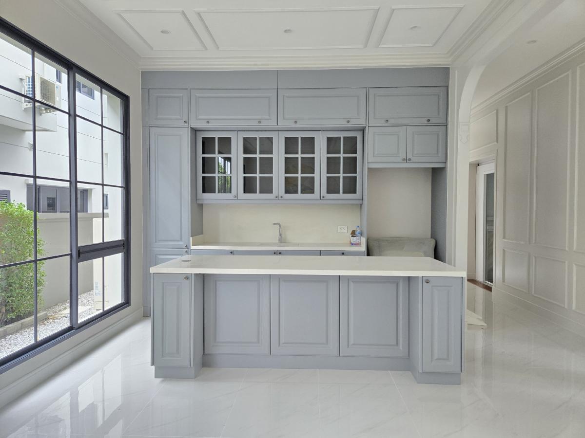 For SaleHousePattanakan, Srinakarin : Hot‼ ️ Narasiri, Krungthep Kreetha, a new house with personal fir and private elevator