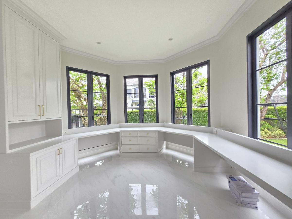 For SaleHousePattanakan, Srinakarin : Hot‼ ️ Narasiri, Krungthep Kreetha, a new house with personal fir and private elevator