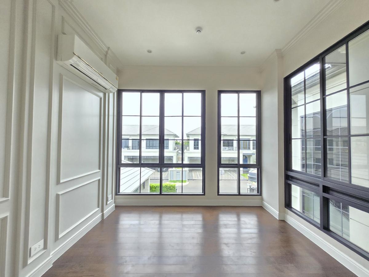 For SaleHousePattanakan, Srinakarin : Hot‼ ️ Narasiri, Krungthep Kreetha, a new house with personal fir and private elevator