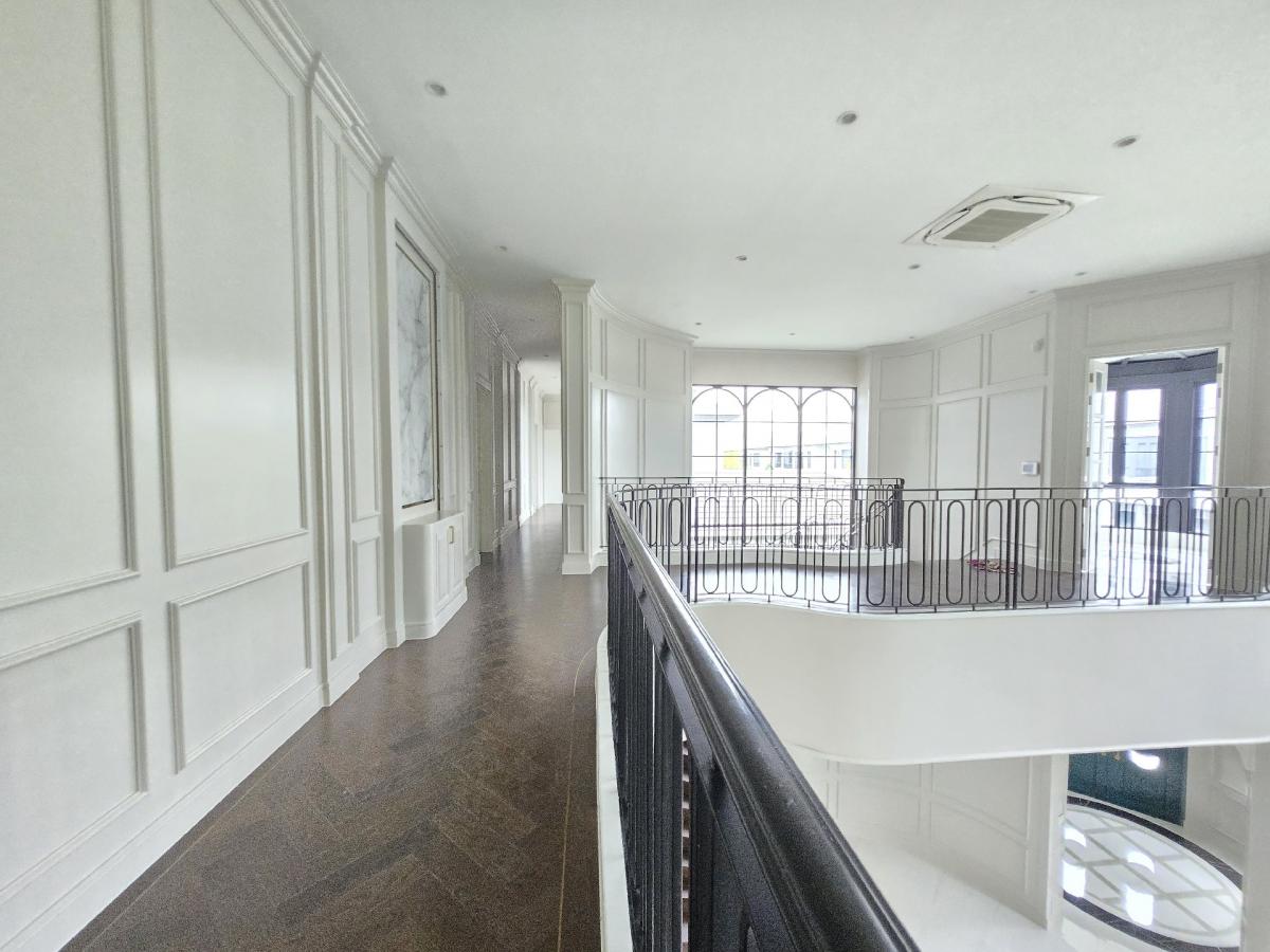 For SaleHousePattanakan, Srinakarin : Hot‼ ️ Narasiri, Krungthep Kreetha, a new house with personal fir and private elevator