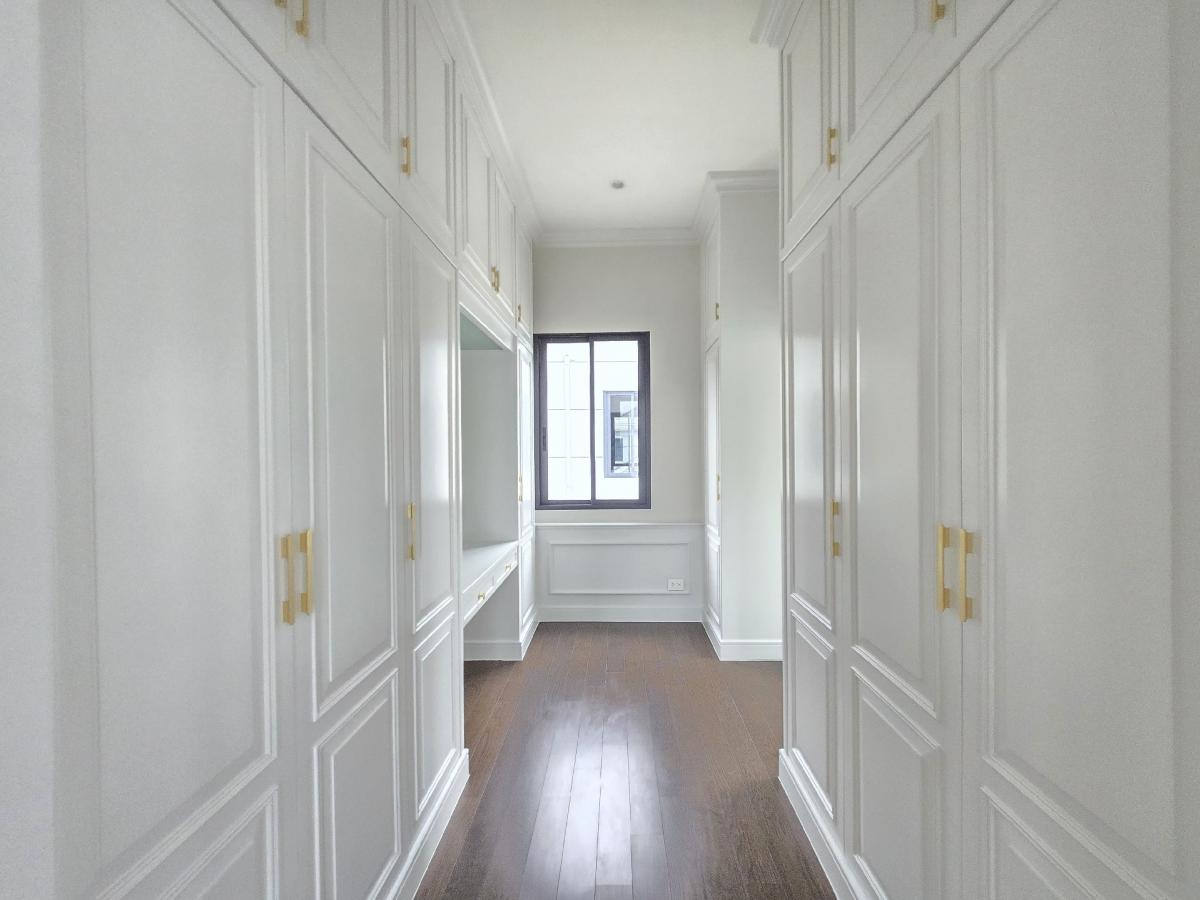 For SaleHousePattanakan, Srinakarin : Hot‼ ️ Narasiri, Krungthep Kreetha, a new house with personal fir and private elevator