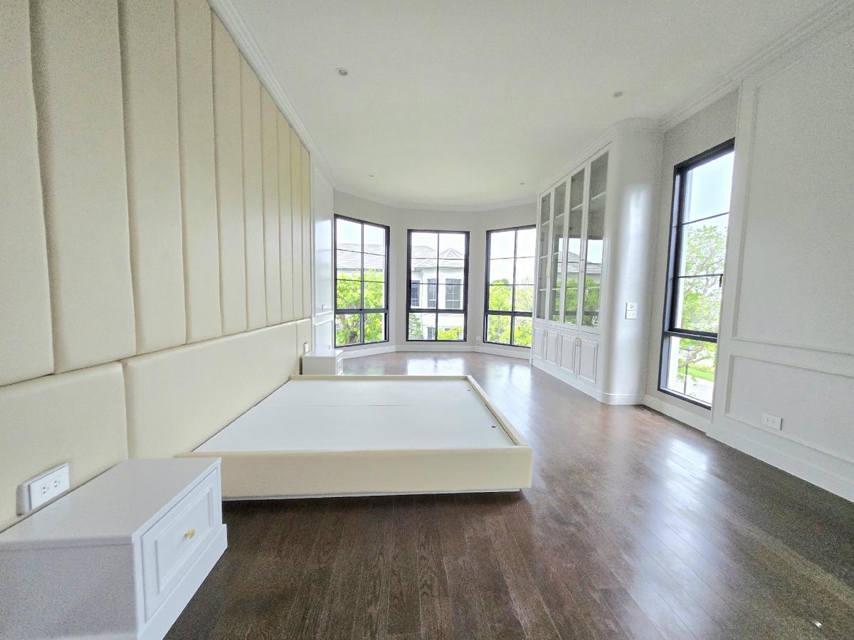 For SaleHousePattanakan, Srinakarin : Hot‼ ️ Narasiri, Krungthep Kreetha, a new house with personal fir and private elevator