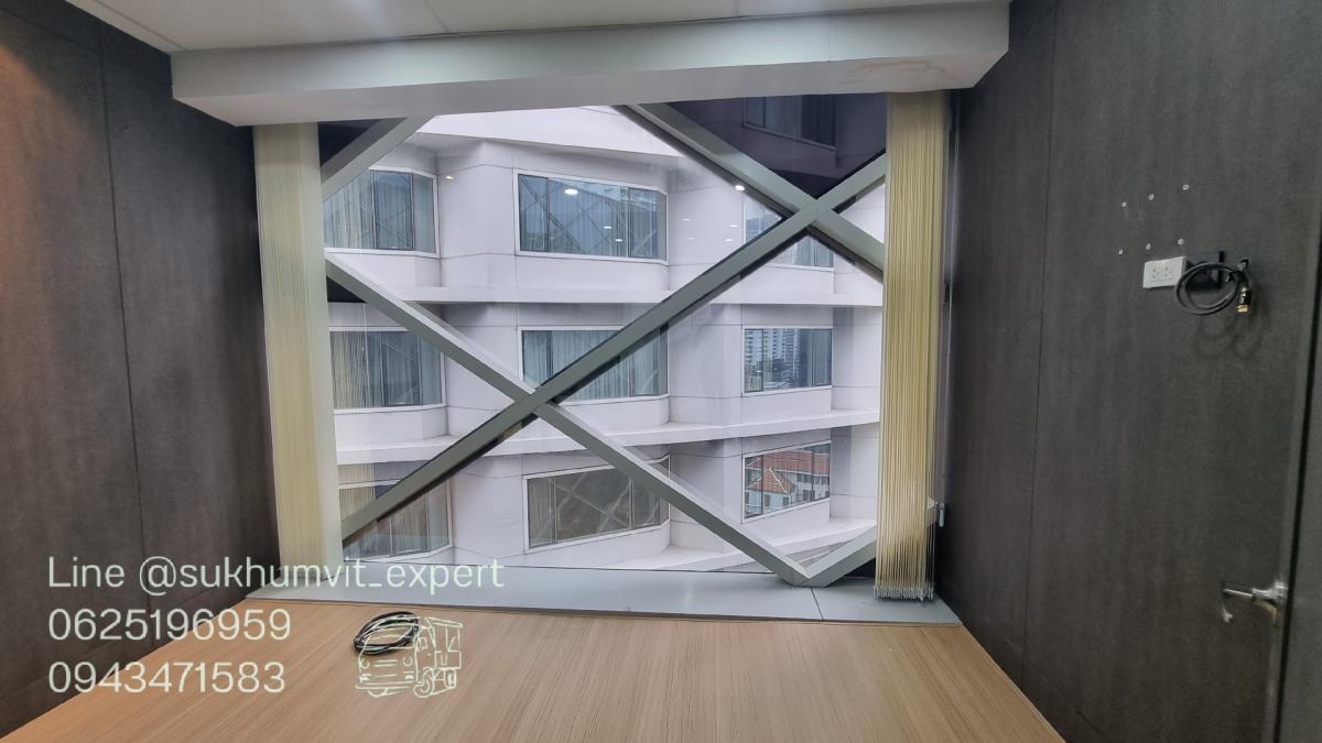 For RentOfficeSukhumvit, Asoke, Thonglor : Asoke for rent, office, floor 12th 104 sq.m. x 750 baht, beautiful, decorated with