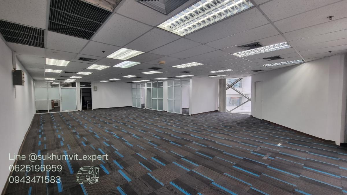 ให้เช่าสำนักงานสุขุมวิท อโศก ทองหล่อ : อโศก ให้เช่า ออฟฟิศ ชั้น 12A 210ตร.ม. 650 บาทสวย หรู ตกแต่งพร้อมเข้าอยู่