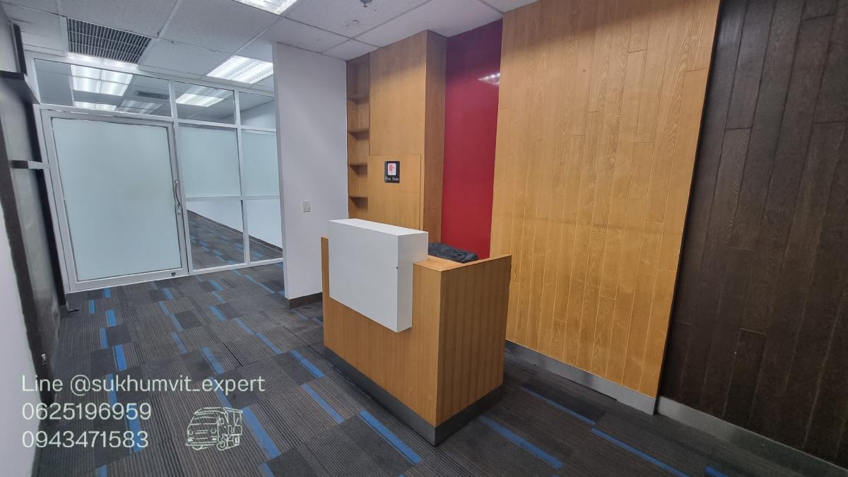 For RentOfficeSukhumvit, Asoke, Thonglor : Asoke for rent, office, floor 12A 210 sq.m., 650 baht, elegant, decorated, ready to move in