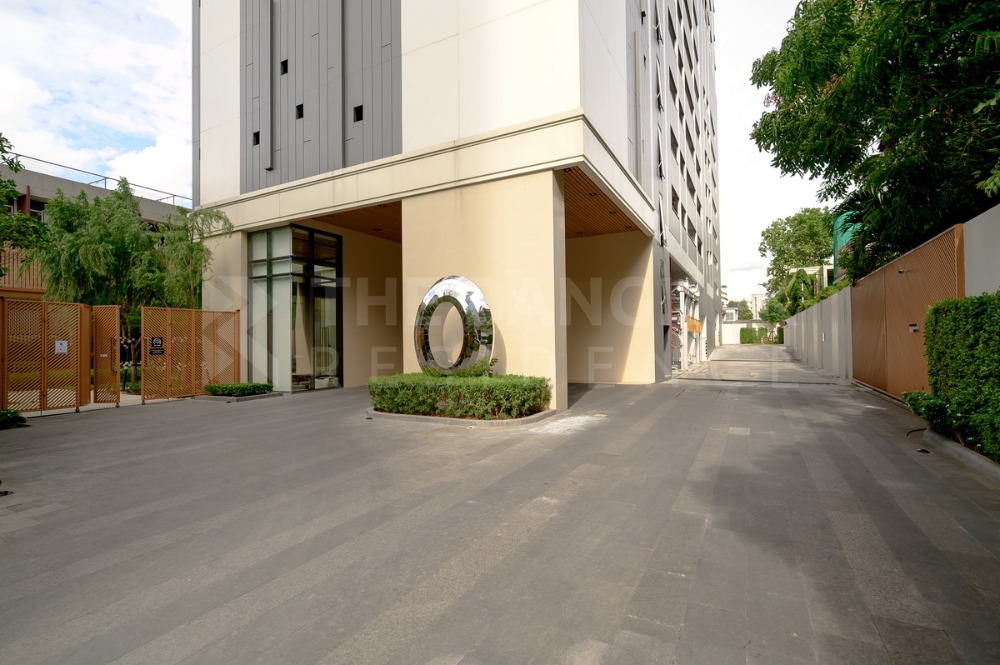 ขายคอนโดสุขุมวิท อโศก ทองหล่อ : Maru Ekkamai 2 (1B1B, 33 SQM.) Only 6.1 MB Transfer 50/50 By Ice