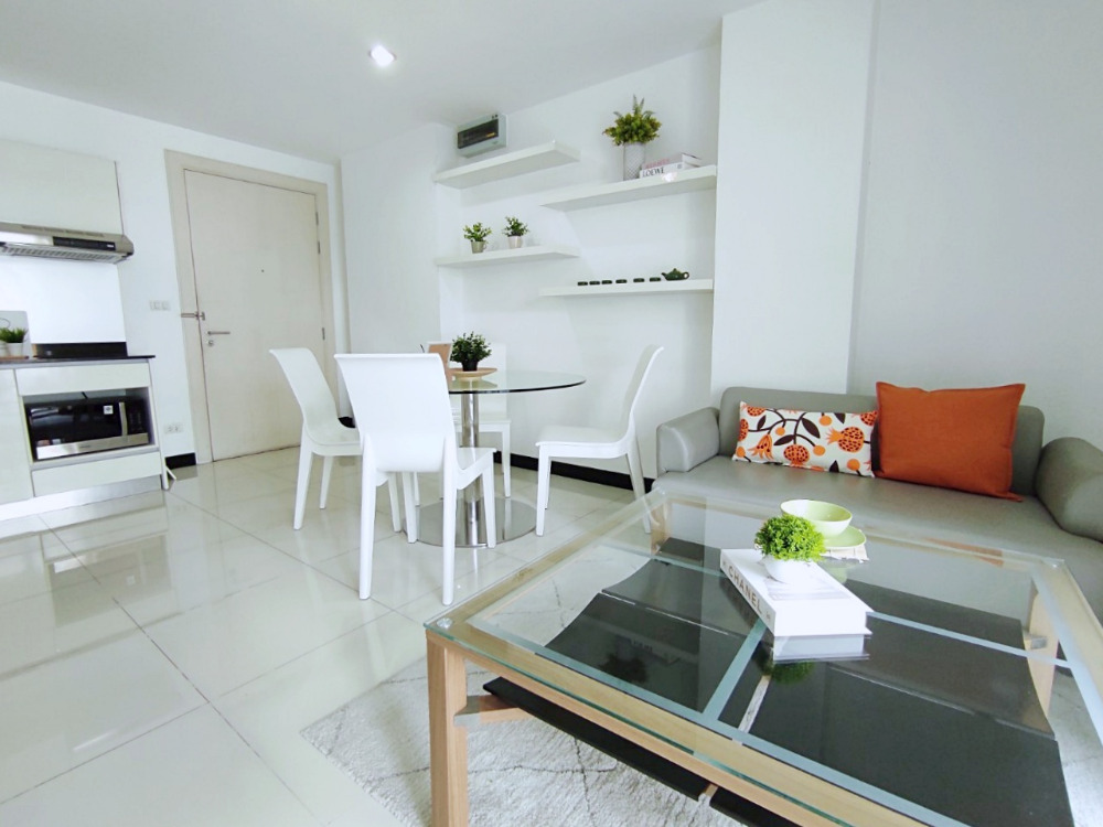 For SaleCondoSukhumvit, Asoke, Thonglor : Under market price! Selling with Tenant 2BD 75sqm condo in Asoke - Contact 0817010651