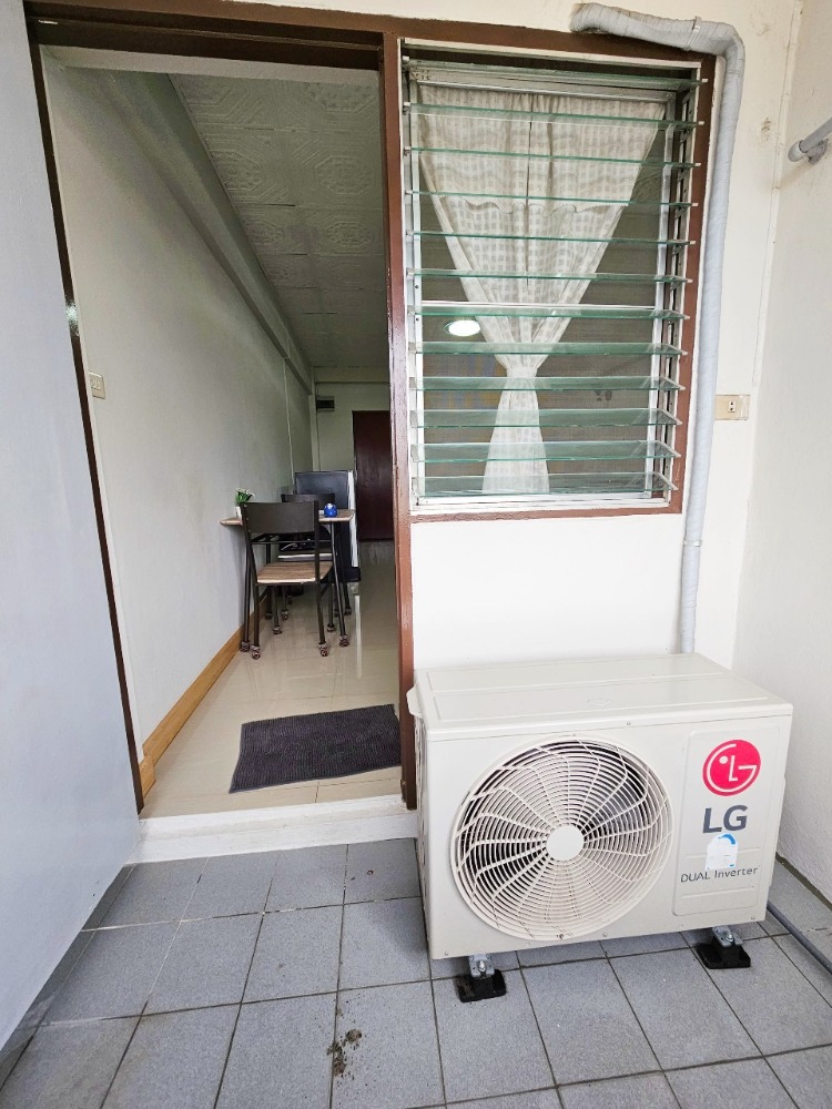 ขายคอนโดลาดพร้าว101 แฮปปี้แลนด์ : ขาย มโนกิตติ์ คอนโดมิเนียม ขนาด 30 ตรม. รีโนเวทใหม่ ลาดพร้าว 132 พร้อมอยู่