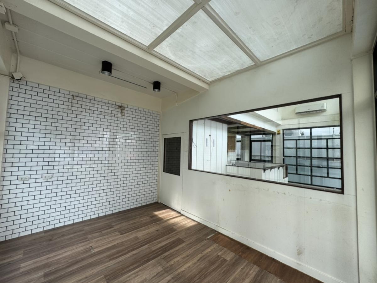 ให้เช่าร้านค้า/ตลาดนัดสุขุมวิท อโศก ทองหล่อ : 📌บ้านให้เช่า เหมาะสำหรับ คาเฟ่,ร้านอาหาร, Fine dining, Omakase , Brunch, Workshop  ทำเลเอกมัย