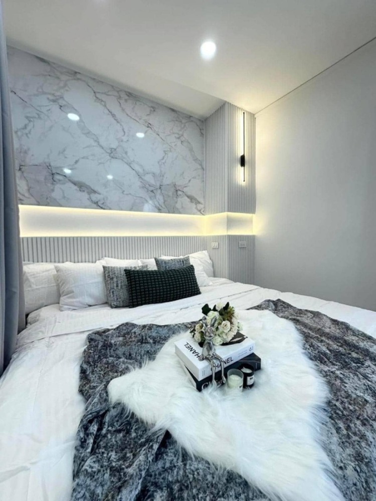 For SaleCondoLadprao, Central Ladprao : Urgent sale 🔥 Ratchada Prestige 🔥 Beautiful room, fully decorated. Convenient transportation, near the BTS station (PS57630)