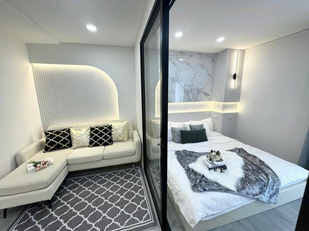 For SaleCondoLadprao, Central Ladprao : Urgent sale 🔥 Ratchada Prestige 🔥 Beautiful room, fully decorated. Convenient transportation, near the BTS station (PS57630)