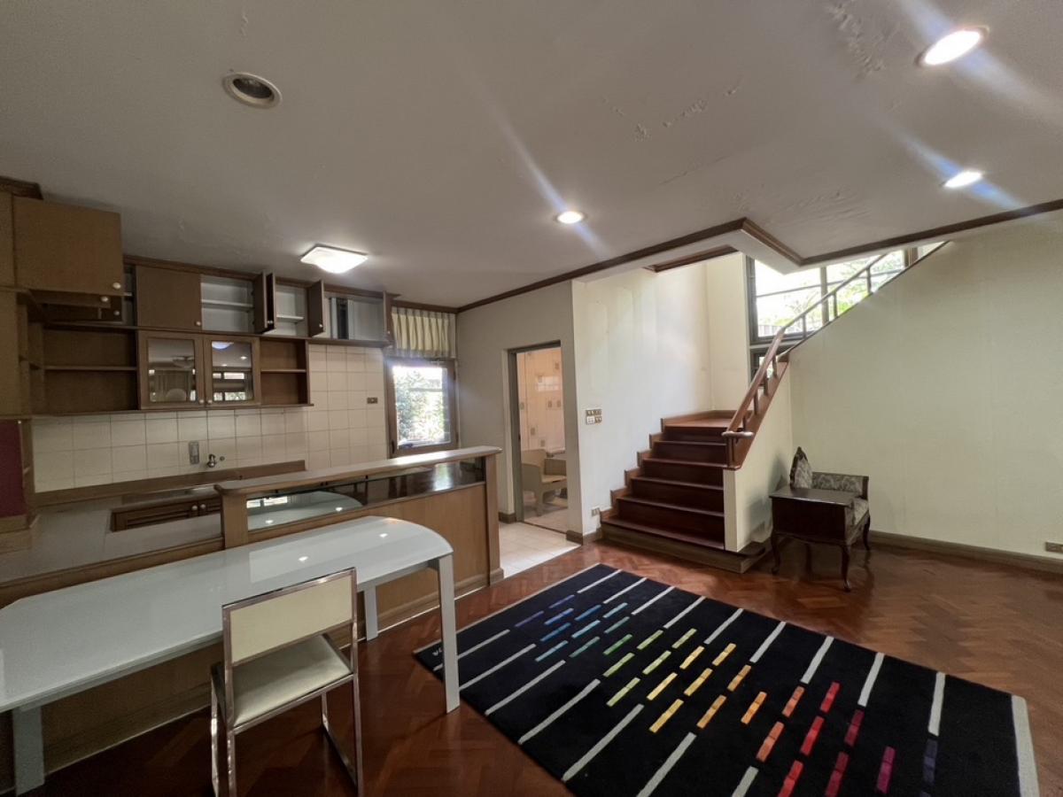 For RentRetail SpaceSukhumvit, Asoke, Thonglor : Rent a wooden house, Soi Ekkamai, Sukhumvit 63, Bangkok, on the land 288 square wah, decorating the renovated business, good atmosphere, agreed conditions, suitable cafes, bakeries, teaching to make snacks, restaurants, Thai food, Michelin Chef, Thai Mass