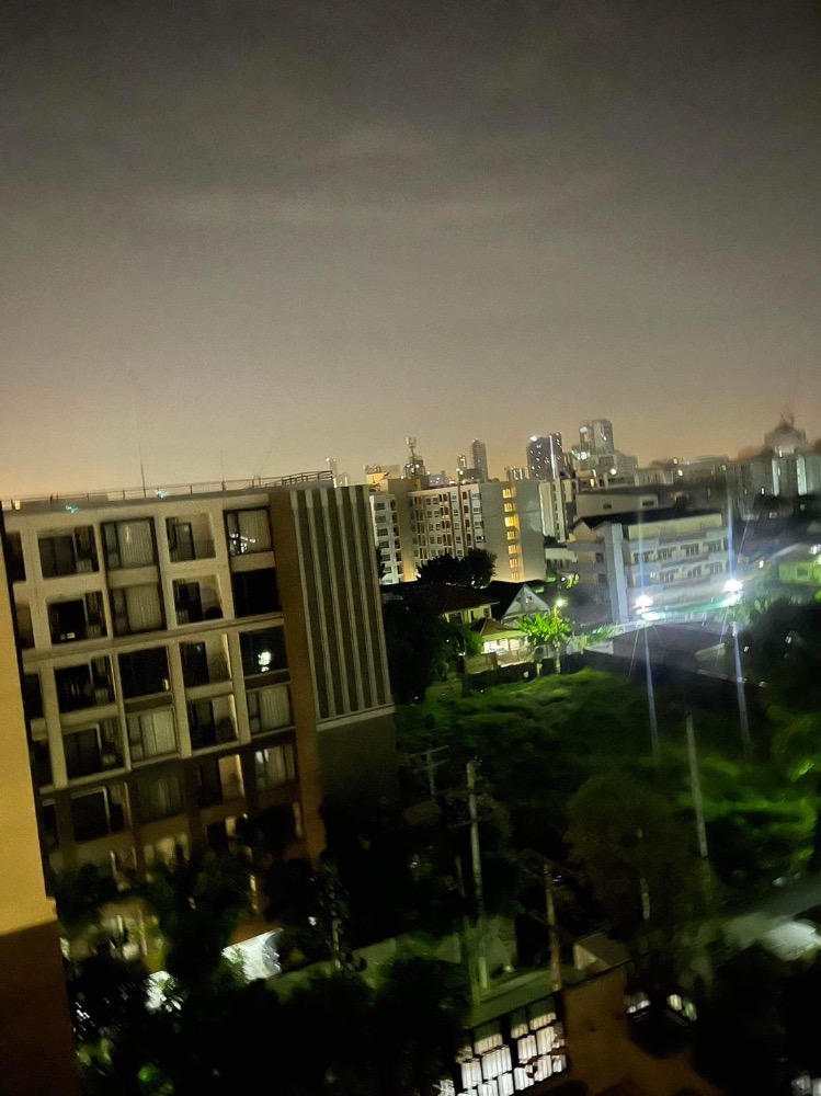 For SaleCondoOnnut, Udomsuk : Urgent sale, selling at a loss, selling for only 2.7 million baht, bought for 3 million baht, condo near BTS Udomsuk and Punnawithi stations.