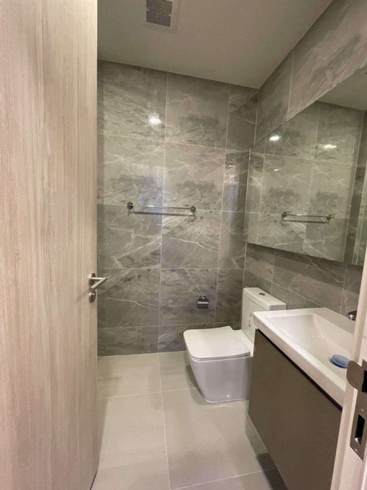 For SaleCondoRatchathewi,Phayathai : Selling condo, signing, signature 2, Mid -Town, Siam, 32, 3 bedrooms, 3 bathrooms, living space, 97 sq.m., beautiful view, BTS, Ratchathewi, can walk to Siam Paragon