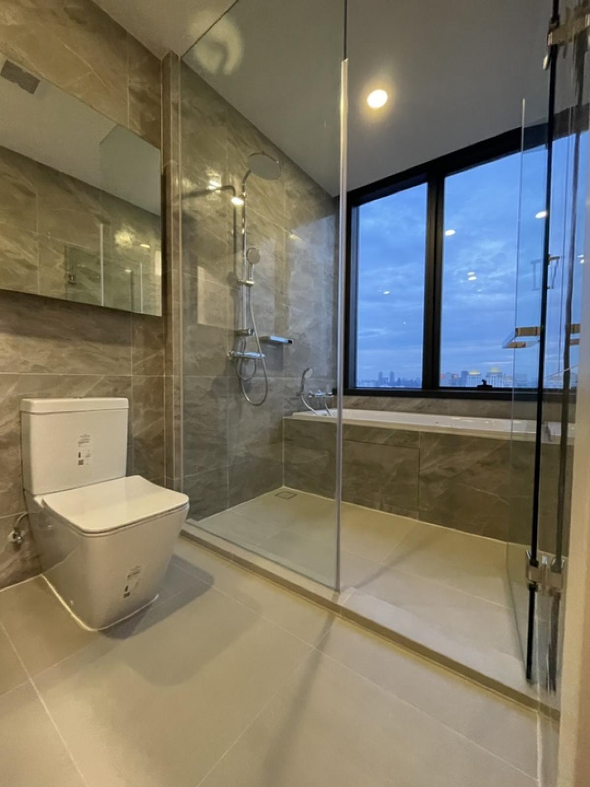 For SaleCondoRatchathewi,Phayathai : Selling condo, signing, signature 2, Mid -Town, Siam, 32, 3 bedrooms, 3 bathrooms, living space, 97 sq.m., beautiful view, BTS, Ratchathewi, can walk to Siam Paragon