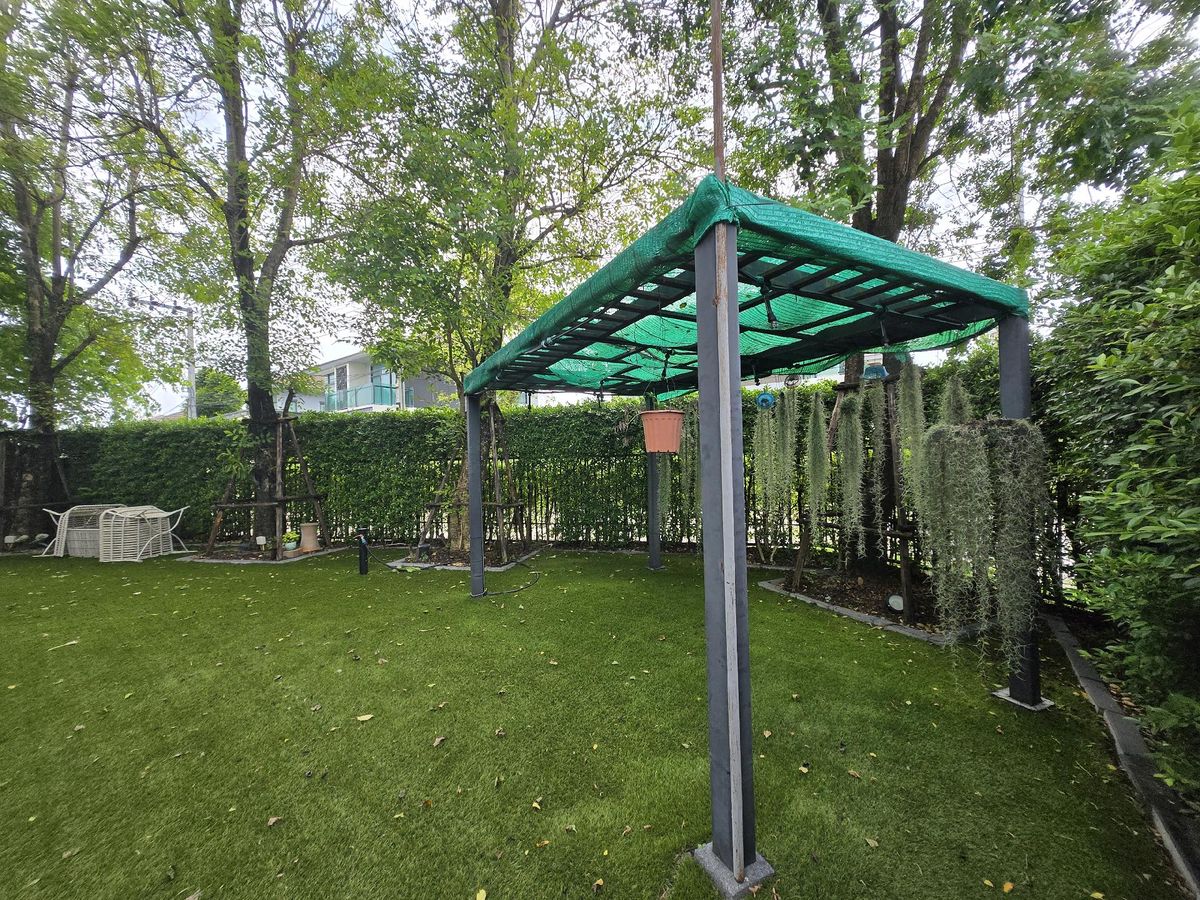 For SaleHousePattanakan, Srinakarin : Setthasiri, the most personal evolution, the only house in the alley is not attached to anyone 16.5 million 🚩