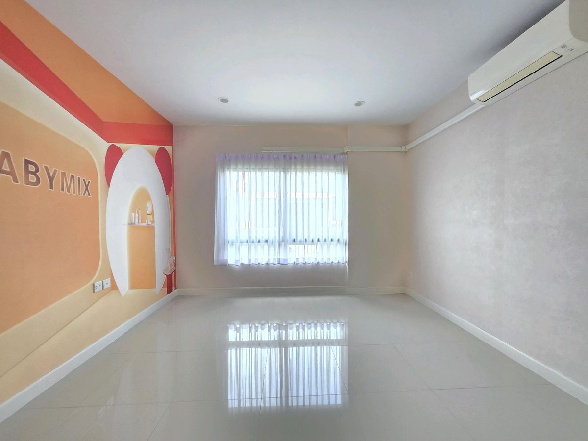 For SaleHousePattanakan, Srinakarin : Setthasiri, the most personal evolution, the only house in the alley is not attached to anyone 16.5 million 🚩