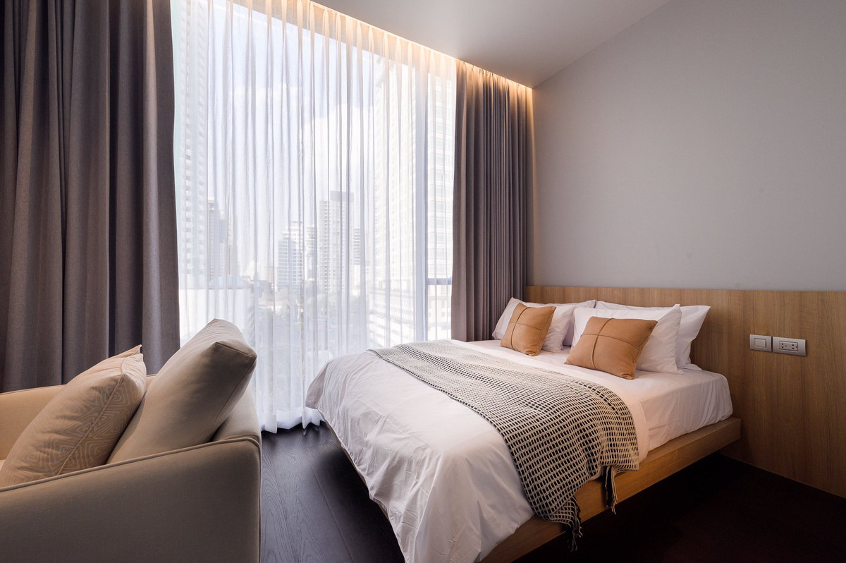 ให้เช่าคอนโดสุขุมวิท อโศก ทองหล่อ : [หรูสุดในรุ่น] ให้เช่า LAVIQ Sukhumvit 57 ห้องใหญ่ 89 ตรม. 2-BR มีอ่างอาบน้ำ แต่ง High-end ครบ ยินดีรับสัญญา 3 เดือน!