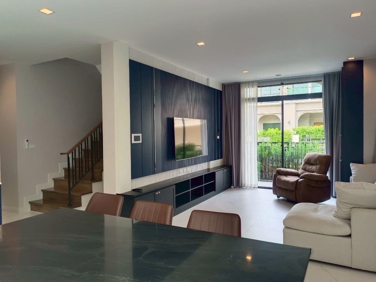 For SaleHouseNonthaburi, Bang Yai, Bangbuathong : For Sale House , Bangkok Boulevard Westgate , corner unit , newly renovated , Bang Bua Thong , Bang Bua Thong , Nonthaburi ,  CX-139519