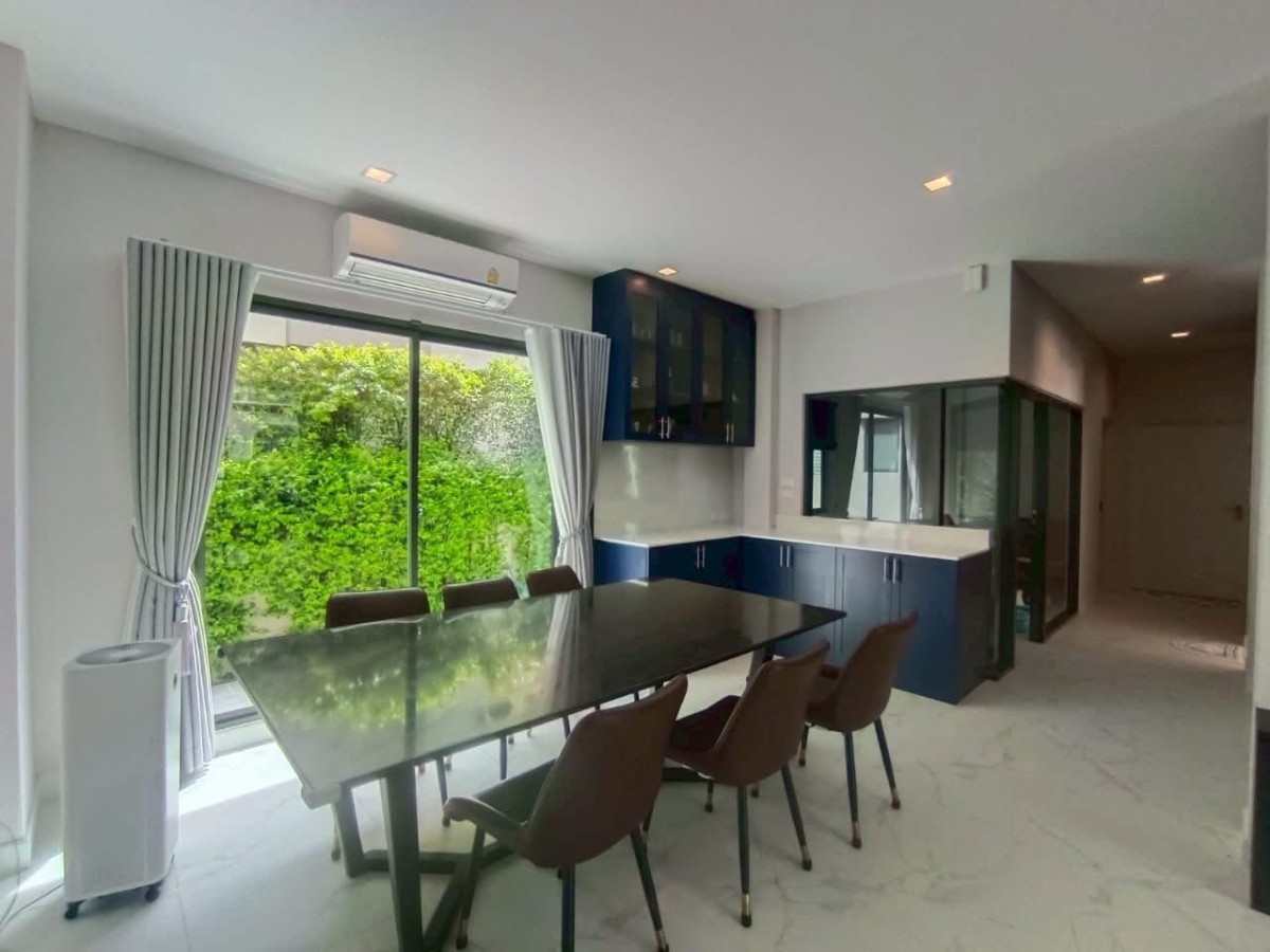 For SaleHouseNonthaburi, Bang Yai, Bangbuathong : For Sale House , Bangkok Boulevard Westgate , corner unit , newly renovated , Bang Bua Thong , Bang Bua Thong , Nonthaburi ,  CX-139519