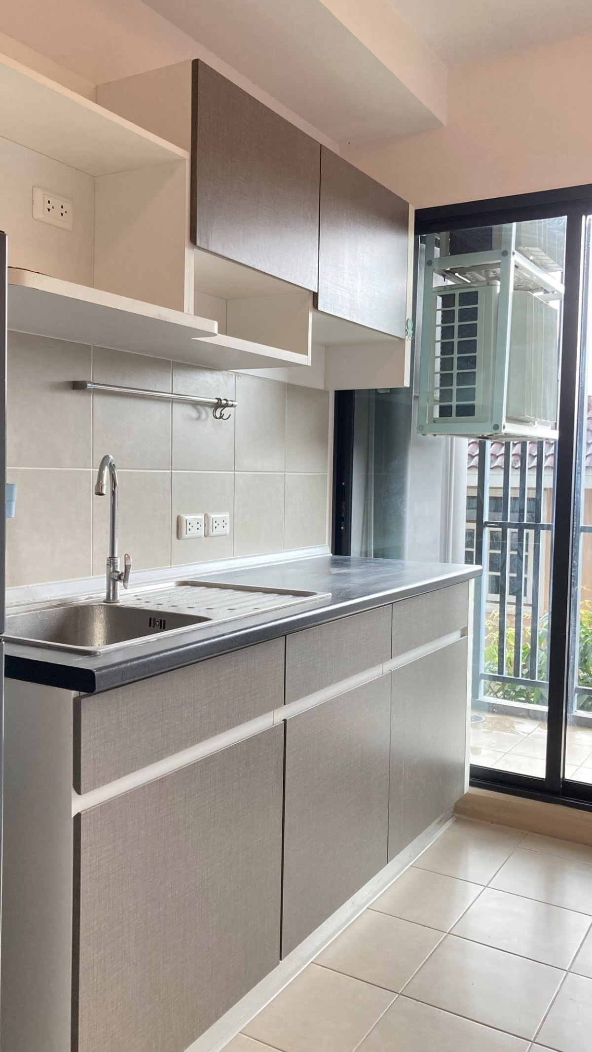 ขายคอนโดพระราม 8 สามเสน ราชวัตร : ขายคอนโด  ศุภาลัย ซิตี้ รีสอร์ท พระราม 8 ห้องมุม MRT-บางยี่ขัน บางยี่ขัน เขต บางพลัด กรุงเทพ CX-139796