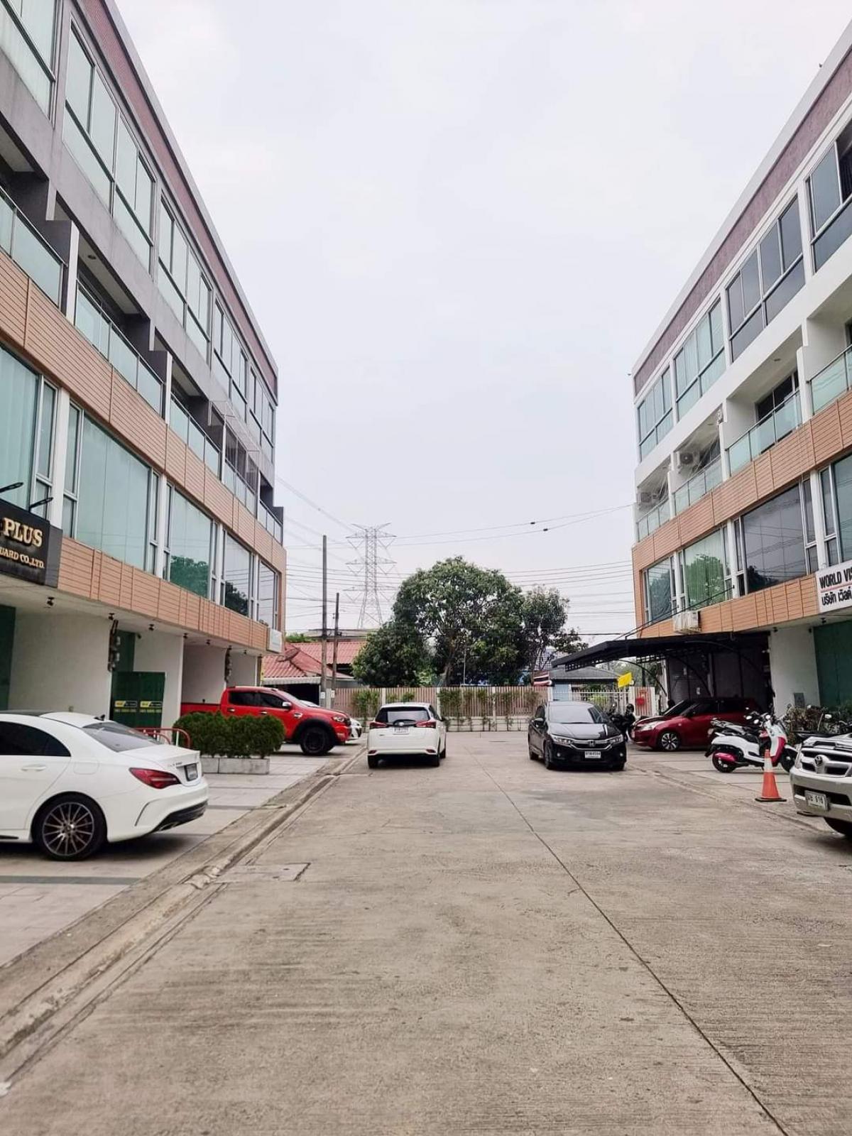 For SaleHome OfficeChaengwatana, Muangthong : Prime Biz Home Project, 4 -story office, along the canal road Chaeng Watthana, Pak Kred District, Nonthaburi