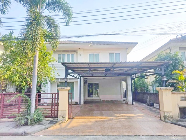 For RentHouseRattanathibet, Sanambinna : ThaIt Fresh Market 1.3 km. Pure Place Ratchapruek 2.2 km. MRT BangRak YaiTha It Fully furnished 5a/c