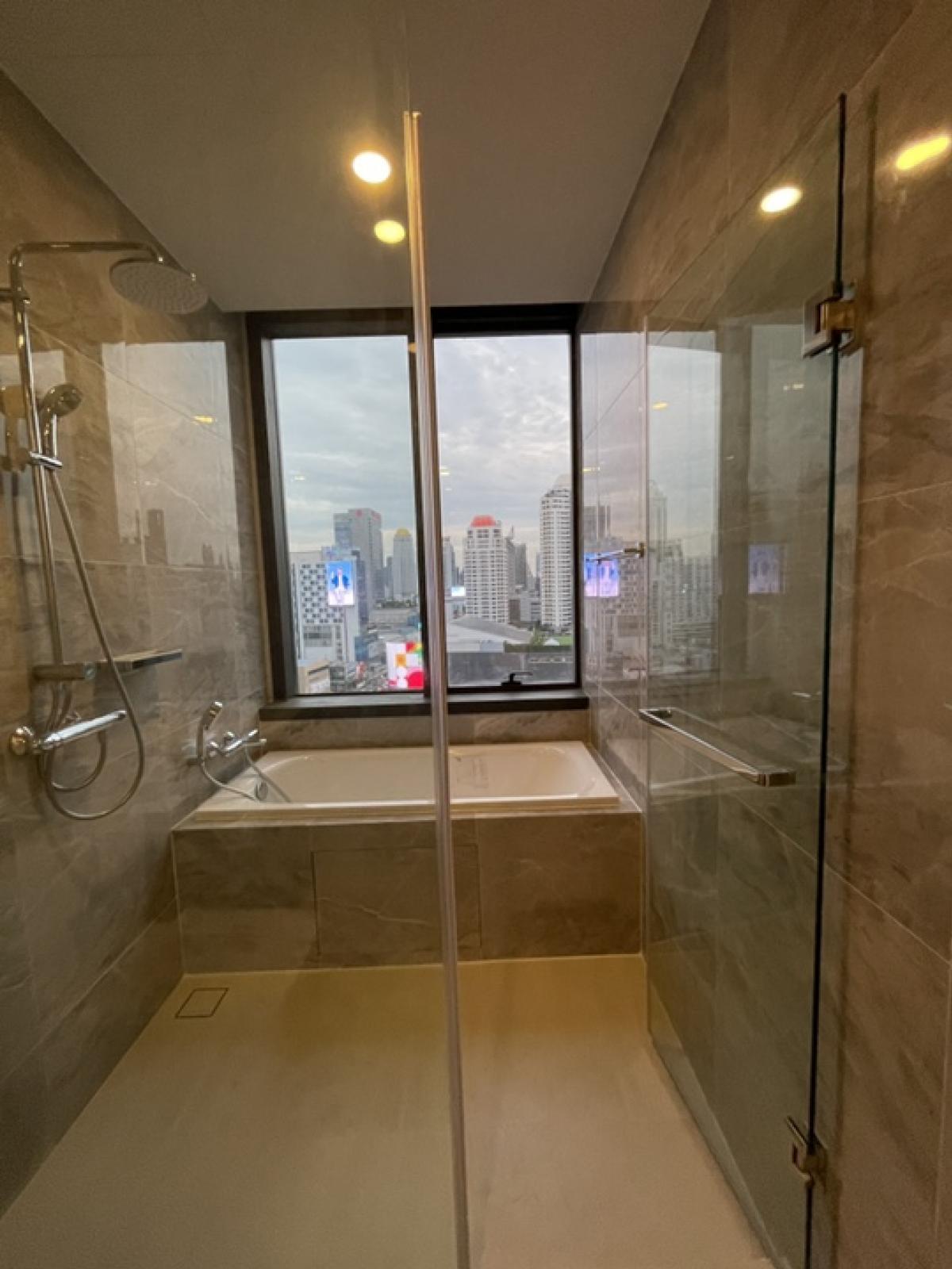 ขายคอนโดราชเทวี พญาไท : ขายคอนโด วิช ซิกเนเจอร์ 2 มิดทาวน์ สยาม ชั้น 14 ฟังก์ชัน 2 ห้องนอน 2 ห้องน้ำ พื้นที่ใช้สอย 58.27 ตร.ม. ห้องกว้าง วิวสวย(สยาม) เดินทางสะดวก ใกล้ BTS ราชเทวี เดินไปสยามพารากอนได้