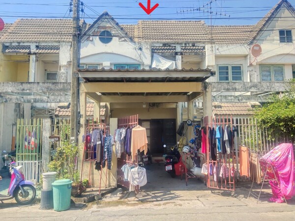 For SaleTownhomeAyutthaya : 2 -story townhouse for sale with a tenant (renting for 4 years, pay straight), Prem Ruethai Lake Park Village