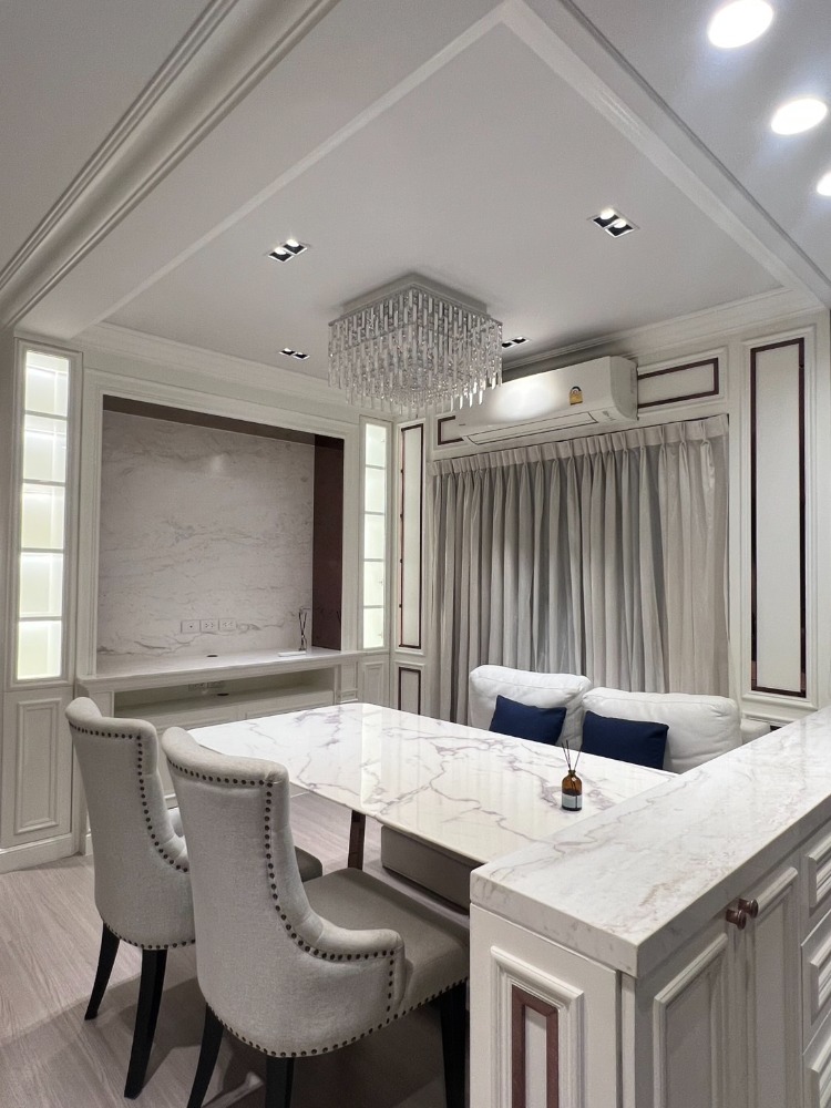 For RentCondoBang kae, Phetkasem : Renting The Parkland Phetkasem 56, full of beautiful decoration Modern Luxury corner room in Private