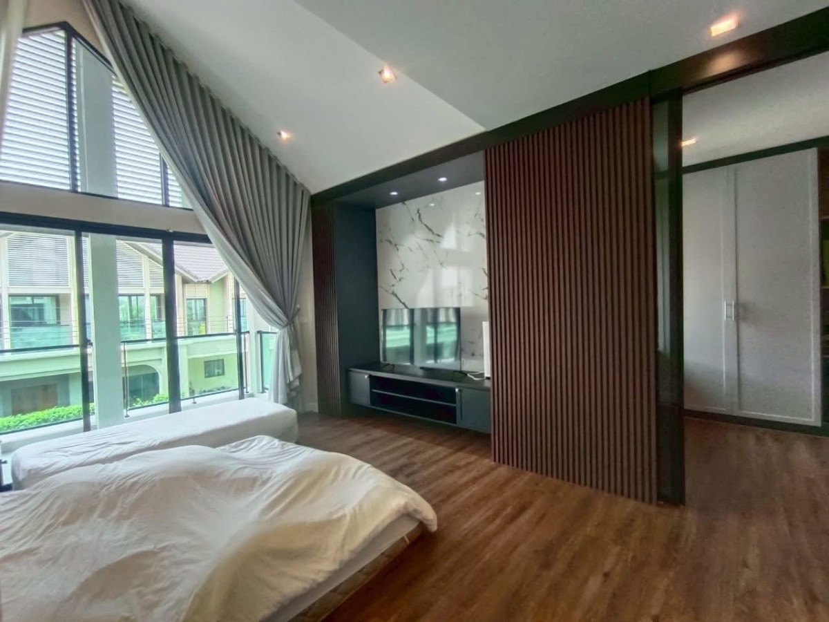 For SaleHouseNonthaburi, Bang Yai, Bangbuathong : For Sale House , Bangkok Boulevard Westgate , corner unit , newly renovated , Bang Bua Thong , Bang Bua Thong , Nonthaburi ,  CX-139519