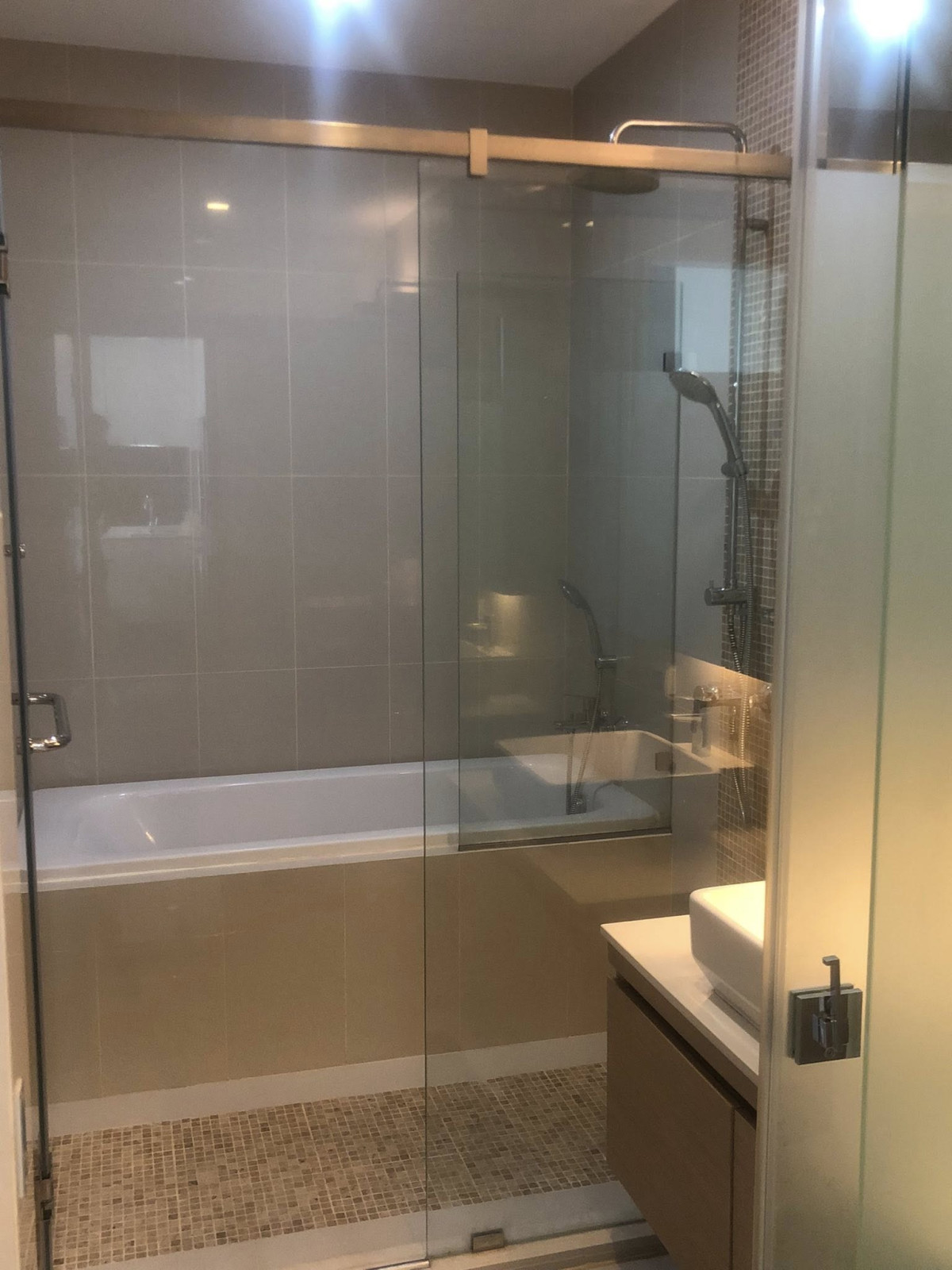 ขายคอนโดพระราม 9 เพชรบุรีตัดใหม่ RCA : ขายคอนโด  คิว อโศก MRT-เพชรบุรี มักกะสัน เขต ราชเทวี กรุงเทพ  CX-147287