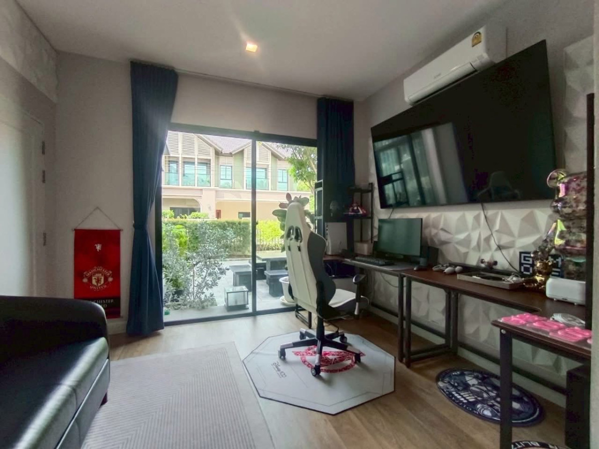 For SaleHouseNonthaburi, Bang Yai, Bangbuathong : For Sale House , Bangkok Boulevard Westgate , corner unit , newly renovated , Bang Bua Thong , Bang Bua Thong , Nonthaburi ,  CX-139519