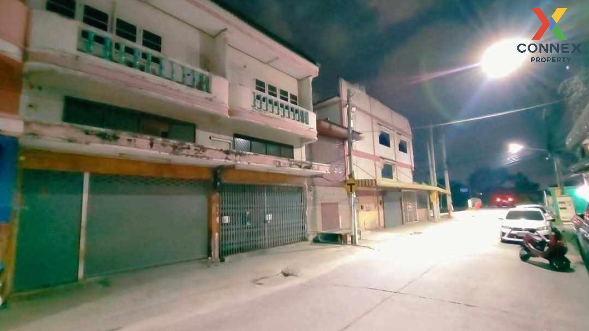 For SaleTownhomePathum Thani,Rangsit, Thammasat : For Sale Townhouse/Townhome  , Sai Thip Village , Khlong Song , khlong Luang , Pathum Thani , CX-116809
