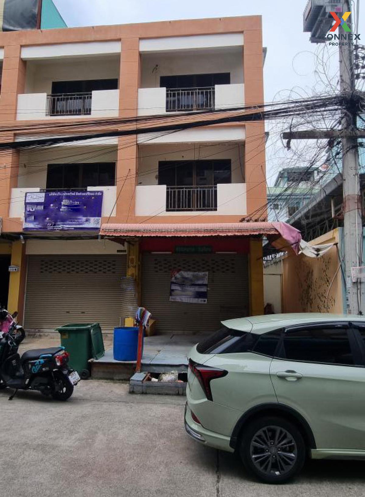 For SaleShop HousePattaya, Bangsaen, Chonburi : For Sale 3-storey commercial building in front of Bang Lamung Hospital Chonburi , Mueang Phata , Bang Lamung , Chon Buri , CX-88908