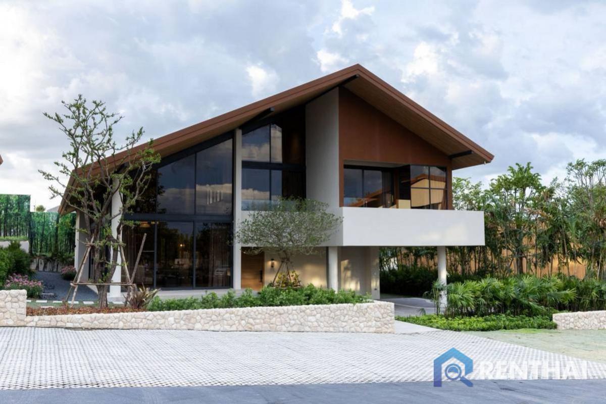 ขายบ้านพัทยา บางแสน ชลบุรี สัตหีบ : สำหรับ ขาย บ้าน 3 ห้องนอน ที่ Wisdom First Residence