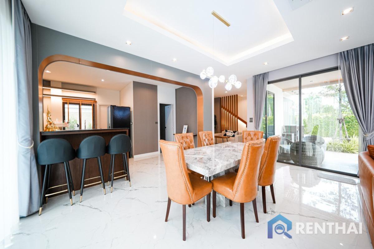 ขายบ้านพัทยา บางแสน ชลบุรี สัตหีบ : บ้านที่ดีที่สุดในหมู่บ้าน 4 ห้องนอน 4 ห้องน้ำ พร้อมเฟอร์นิเจอร์ครบครัน