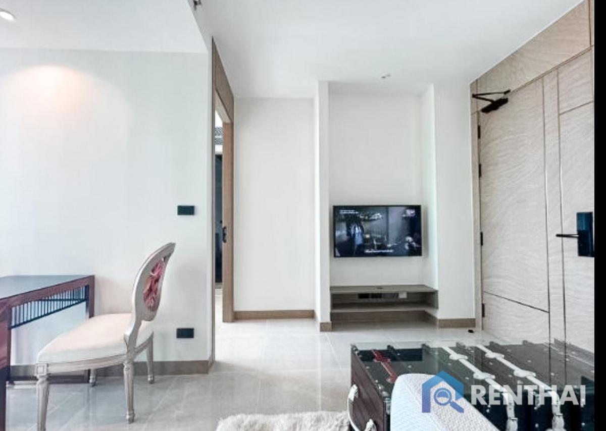 ขายคอนโดพัทยา บางแสน ชลบุรี สัตหีบ : สำหรับ ขาย คอนโด 1 ห้องนอน ที่ The Riviera Ocean Drive