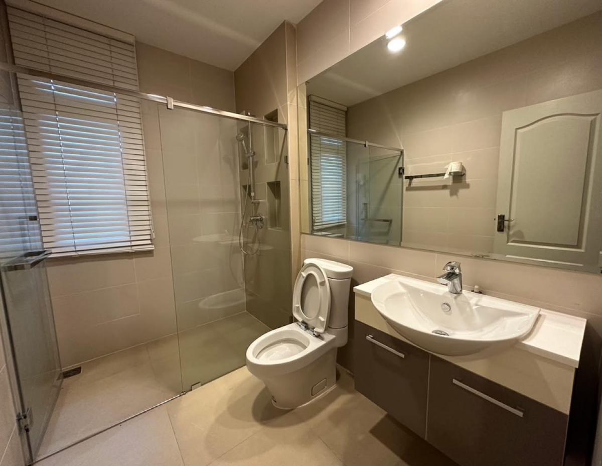 For SaleHouseNawamin, Ramindra : House for sale. Grand Bangkok Boulervard Ratchada Ram Inthra 2 size 507.37 SQ.M only 38.5 MB.