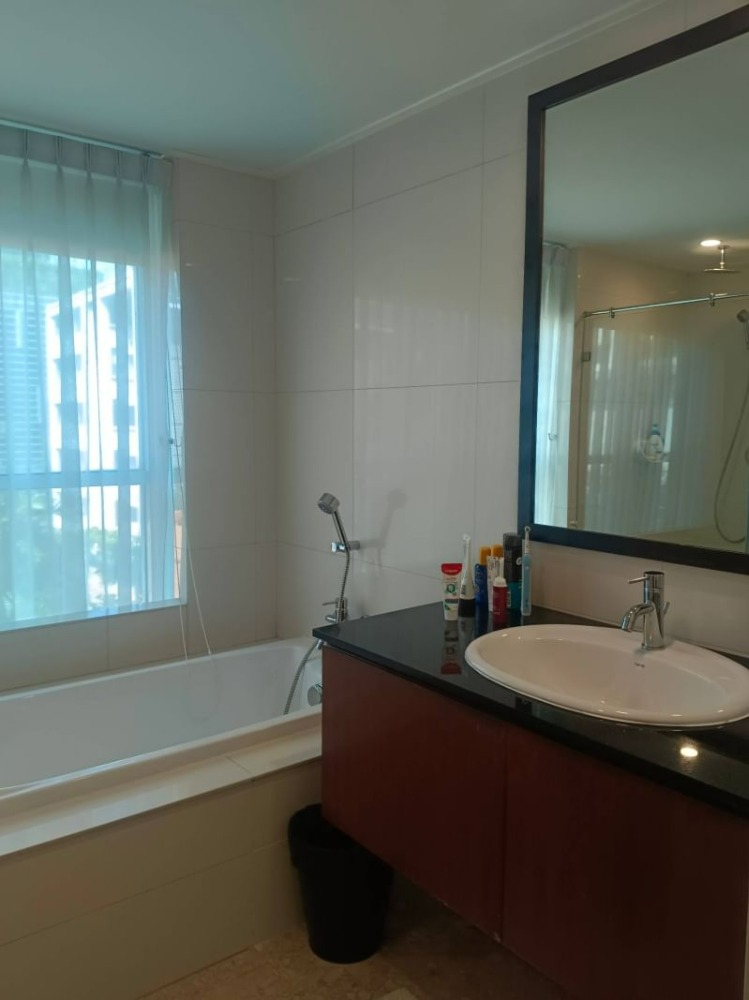 ให้เช่าคอนโดวิทยุ ชิดลม หลังสวน : 140 sqm สามคอนโดเตียงนอนให้เช่าใกล้ Lumpini Park