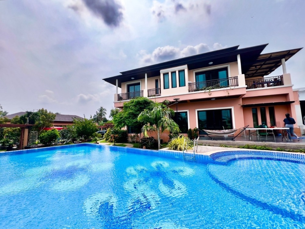 ขายบ้านบางแค เพชรเกษม : ❤️💛💙(ขาย)บ้านPool Villa 478 วา📍 ใกล้ The Mall บางแค เพียง 5 นาที ​🚩5 นอน พร้อมห้องแม่บ้าน 🎄ฟีลรีสอร์ท 🐟พร้อมบ่อปลาคาร์ฟ และ🌊สระว่ายน้ำ