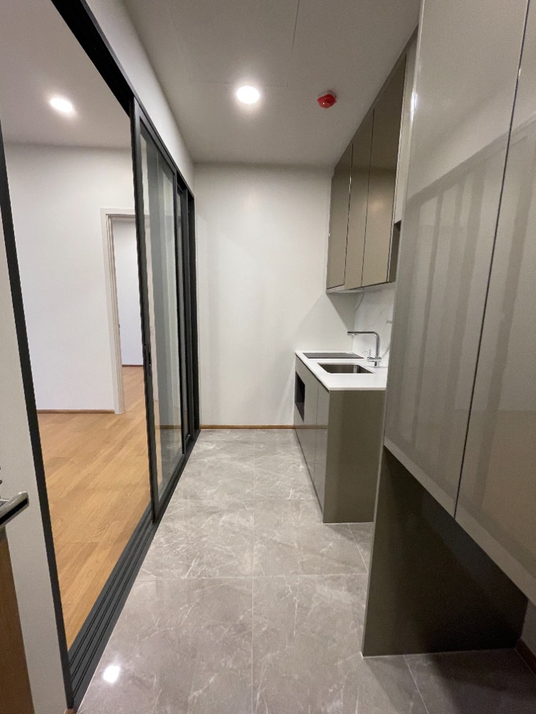 ขายคอนโดราชเทวี พญาไท : ขายคอนโด วิช ซิกเนเจอร์ 2 มิดทาวน์ สยาม ชั้น 14 ฟังก์ชัน 1 ห้องนอน 1 ห้องน้ำ พื้นที่ใช้สอย 36.21 ตร.ม. ห้องกว้าง วิวสวย(สยาม) เดินทางสะดวก ใกล้ BTS ราชเทวี เดินไปสยามพารากอนได้