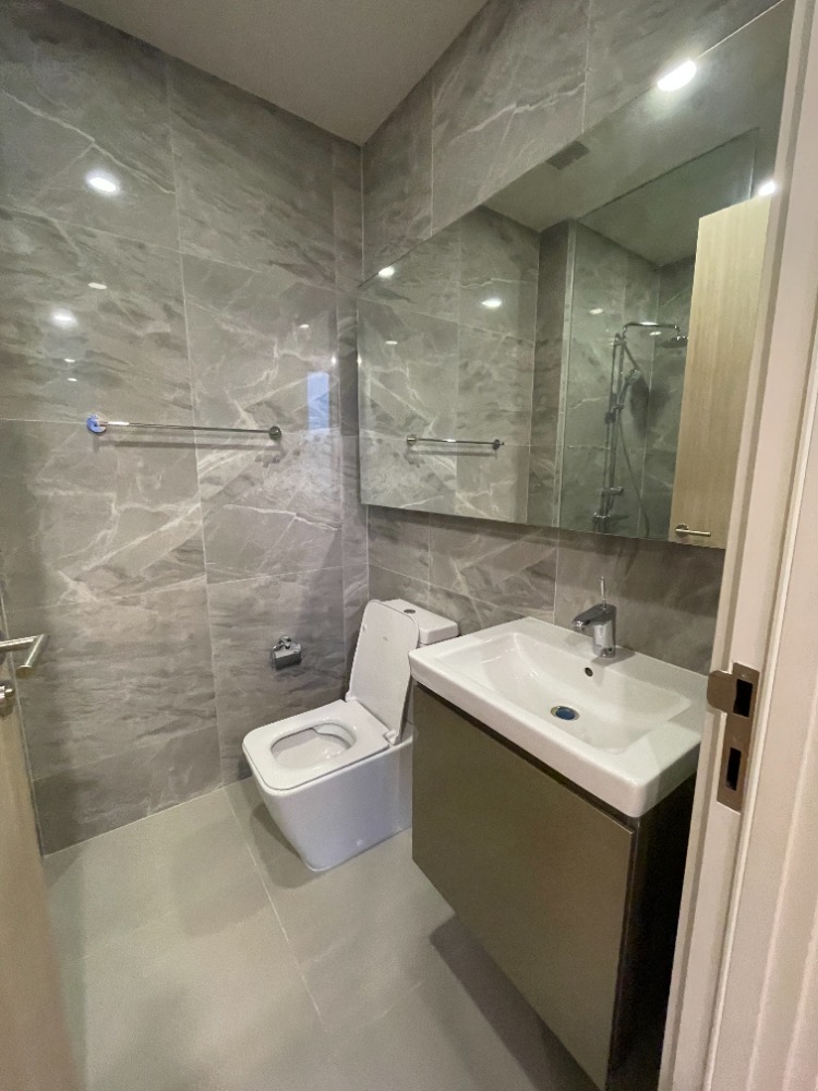 ขายคอนโดราชเทวี พญาไท : ขายคอนโด วิช ซิกเนเจอร์ 2 มิดทาวน์ สยาม ชั้น 14 ฟังก์ชัน 1 ห้องนอน 1 ห้องน้ำ พื้นที่ใช้สอย 36.21 ตร.ม. ห้องกว้าง วิวสวย(สยาม) เดินทางสะดวก ใกล้ BTS ราชเทวี เดินไปสยามพารากอนได้