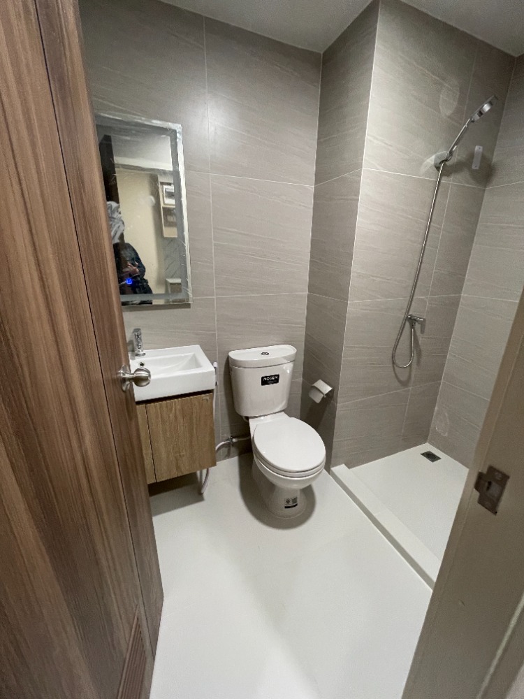 ขายคอนโดรัชดา ห้วยขวาง : ขายคอนโด The Belgravia รัชดา 17 ชั้น 6 ฟังก์ชัน 2 ห้องนอน 1 ห้องน้ำ พื้นที่ใช้สอย 34.00 ตร.ม. บรรยากาศเงียบสงบให้ความเป็นส่วนตัวสูง เพียง 3 นาที ถึง MRT สุทธิสาร และ MRT ห้วยขวาง