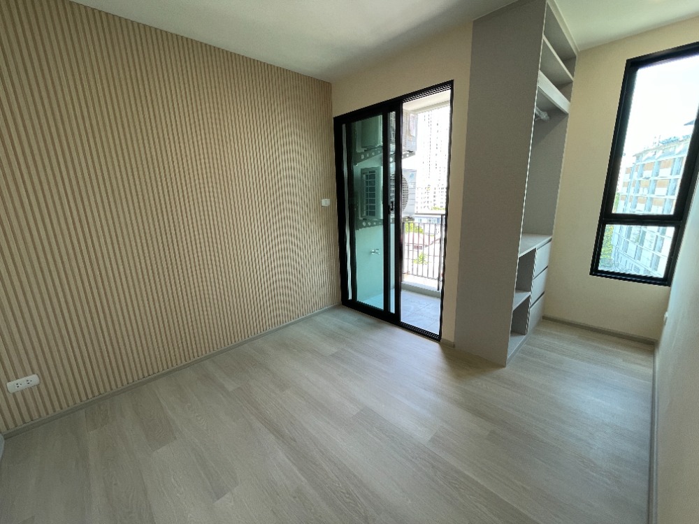 ขายคอนโดรัชดา ห้วยขวาง : ขายคอนโด The Belgravia รัชดา 17 ชั้น 6 ฟังก์ชัน 2 ห้องนอน 1 ห้องน้ำ พื้นที่ใช้สอย 34.00 ตร.ม. บรรยากาศเงียบสงบให้ความเป็นส่วนตัวสูง เพียง 3 นาที ถึง MRT สุทธิสาร และ MRT ห้วยขวาง