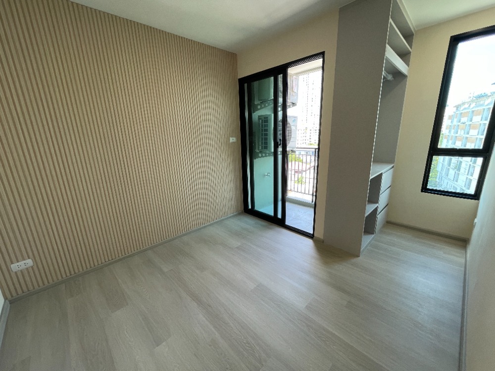 ขายคอนโดรัชดา ห้วยขวาง : ขายคอนโด The Belgravia รัชดา 17 ชั้น 6 ฟังก์ชัน 2 ห้องนอน 1 ห้องน้ำ พื้นที่ใช้สอย 34.00 ตร.ม. บรรยากาศเงียบสงบให้ความเป็นส่วนตัวสูง เพียง 3 นาที ถึง MRT สุทธิสาร และ MRT ห้วยขวาง