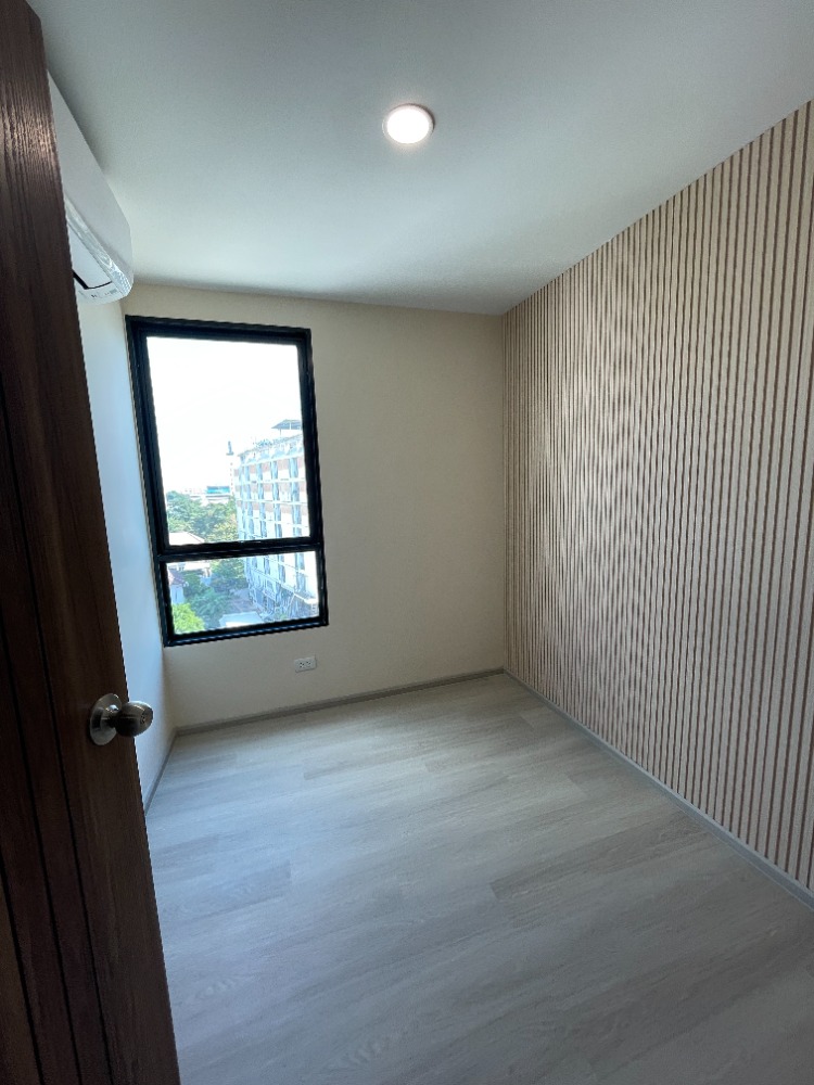 ขายคอนโดรัชดา ห้วยขวาง : ขายคอนโด The Belgravia รัชดา 17 ชั้น 6 ฟังก์ชัน 2 ห้องนอน 1 ห้องน้ำ พื้นที่ใช้สอย 34.00 ตร.ม. บรรยากาศเงียบสงบให้ความเป็นส่วนตัวสูง เพียง 3 นาที ถึง MRT สุทธิสาร และ MRT ห้วยขวาง