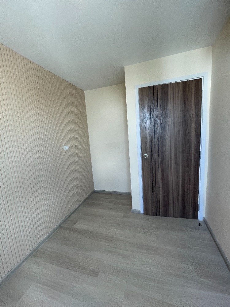 ขายคอนโดรัชดา ห้วยขวาง : ขายคอนโด The Belgravia รัชดา 17 ชั้น 6 ฟังก์ชัน 2 ห้องนอน 1 ห้องน้ำ พื้นที่ใช้สอย 34.00 ตร.ม. บรรยากาศเงียบสงบให้ความเป็นส่วนตัวสูง เพียง 3 นาที ถึง MRT สุทธิสาร และ MRT ห้วยขวาง