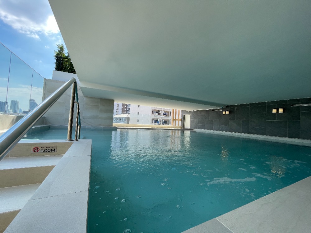 ขายคอนโดรัชดา ห้วยขวาง : ขายคอนโด The Belgravia รัชดา 17 ชั้น 6 ฟังก์ชัน 2 ห้องนอน 1 ห้องน้ำ พื้นที่ใช้สอย 34.00 ตร.ม. บรรยากาศเงียบสงบให้ความเป็นส่วนตัวสูง เพียง 3 นาที ถึง MRT สุทธิสาร และ MRT ห้วยขวาง